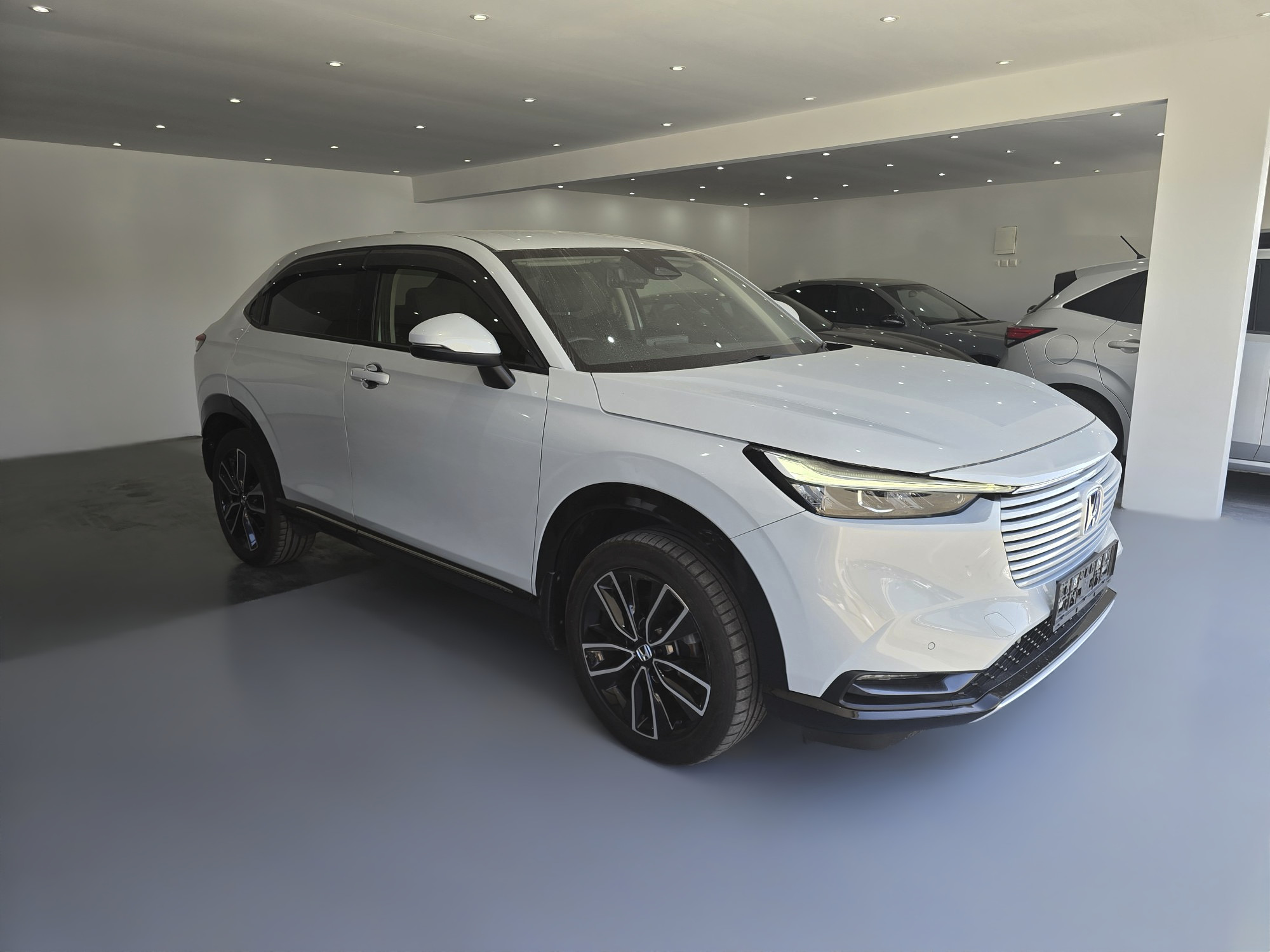 
								HONDA VEZEL E:HEV Z 1.5L AUTO 2023 full									
